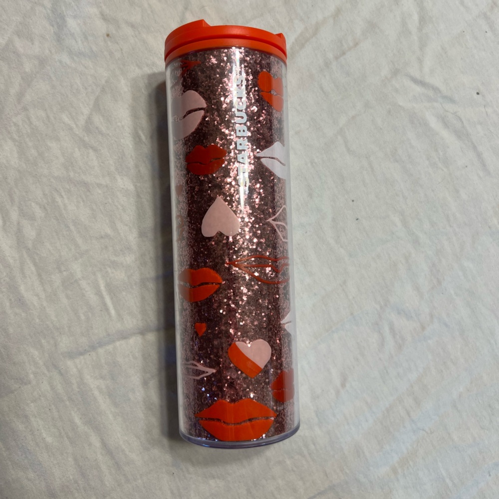 Starbucks Valentine’s Day tumbler